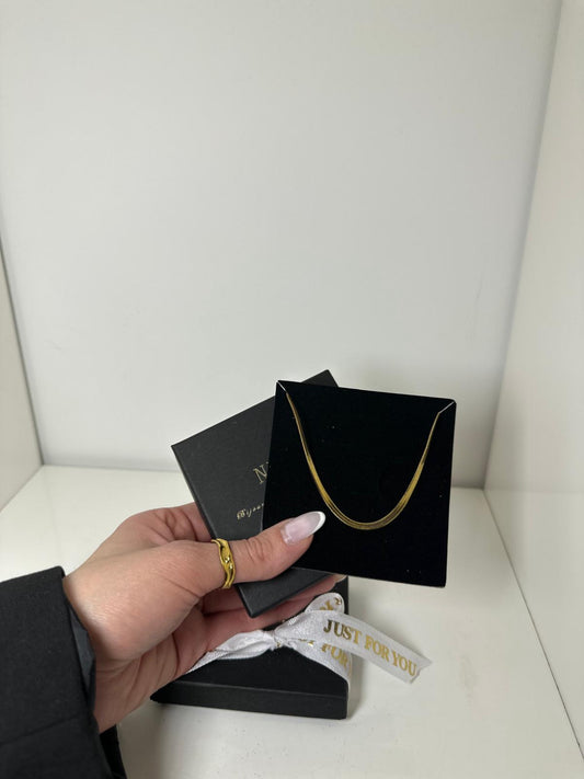 COLLIER KARY