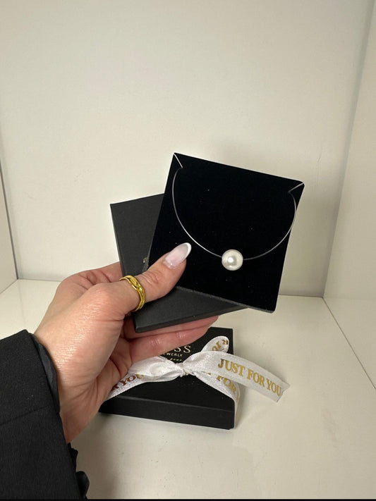 COLLIER BRIANA